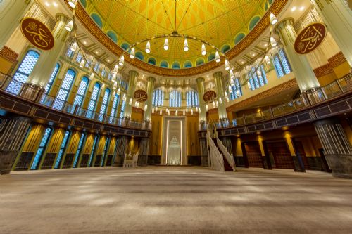 Taksim Camii