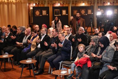 �stanbul Laleleri Filistin ��in A�t�