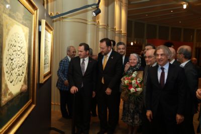 Calligraphy exhibition 'Pray Time� is opened in Taksim Mosque