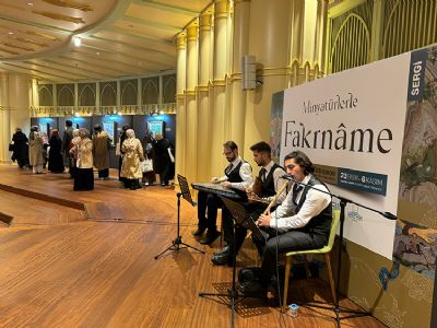 Minyat�rlerle Fakrname sergisi Taksim'de sanatseverlerle bulu�tu
